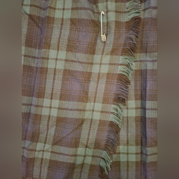 Vintage Plaid Pleated A-Line Skirt - Green, Blue and Black - Picture 3 of 7